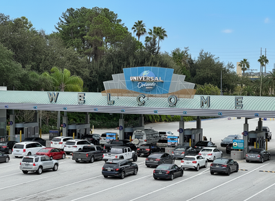 Driving to Universal Orlando: Parking Hacks & Early Entry with a Car Rental