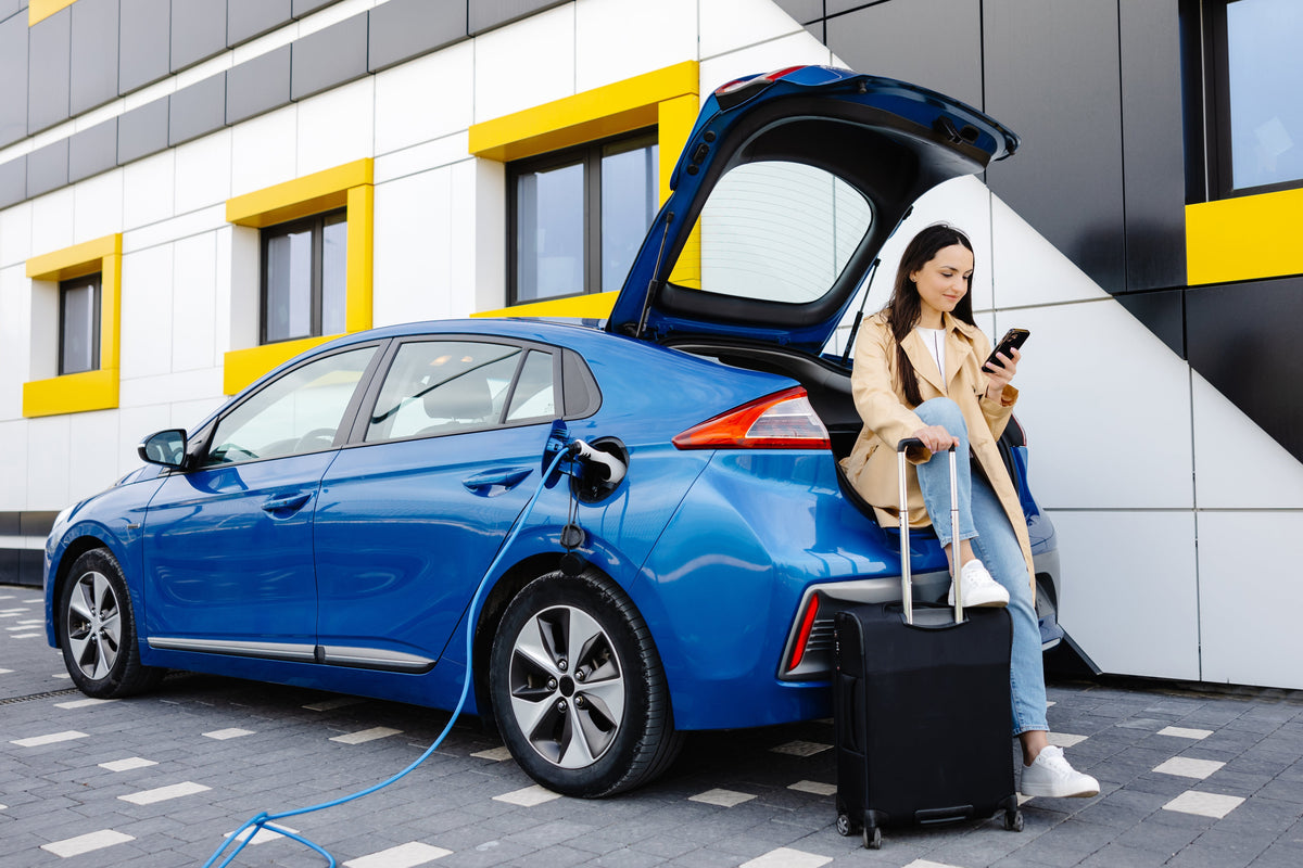 Eco-Friendly Travel: Hybrid and Electric Car Rentals at Major U.S. Airports